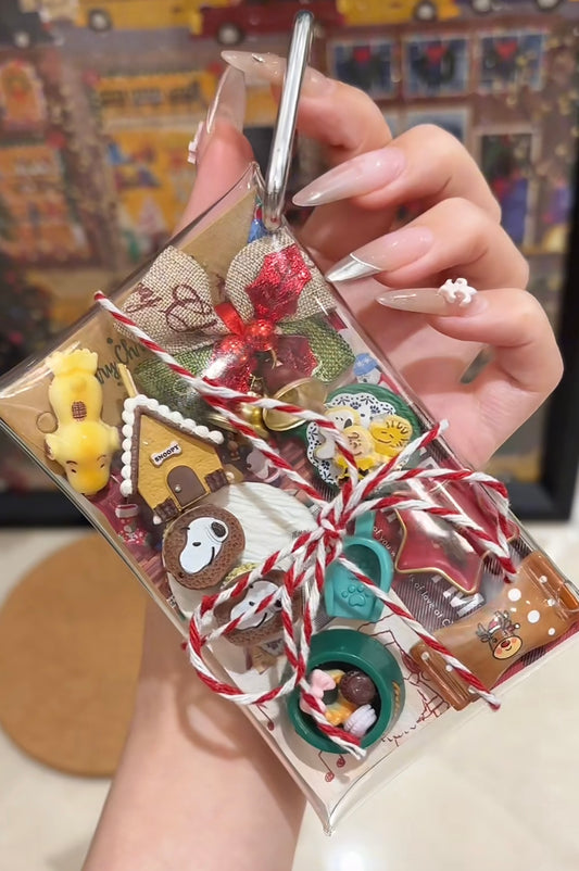 Snoopy Gacha Package